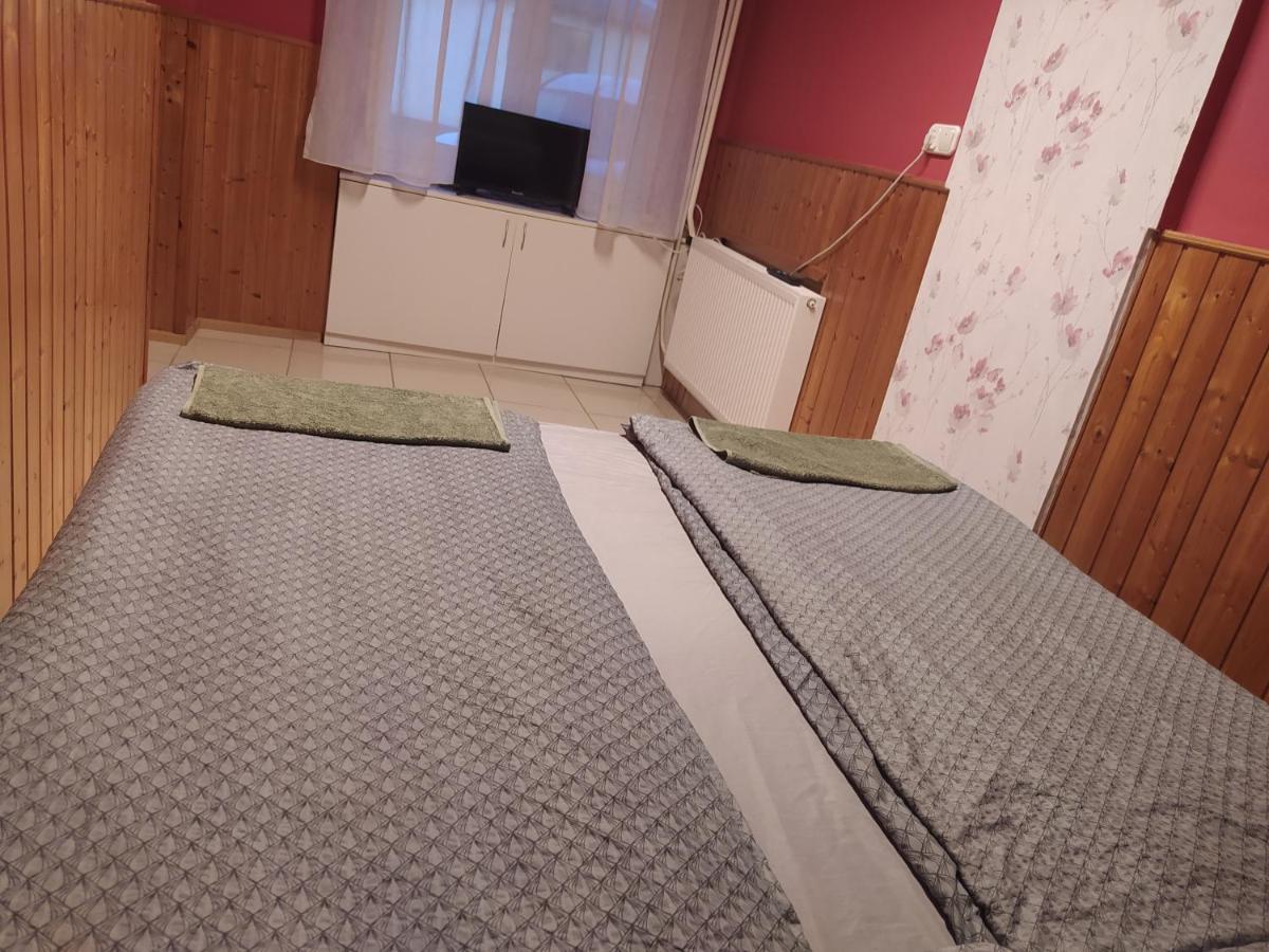 שולטוואדקרט Pingpong Apartman מראה חיצוני תמונה