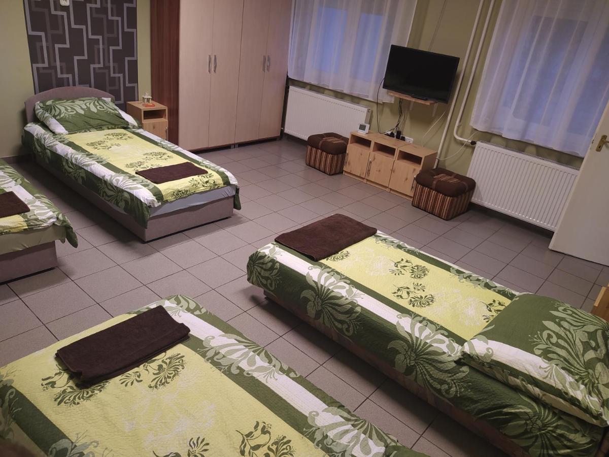 שולטוואדקרט Pingpong Apartman מראה חיצוני תמונה