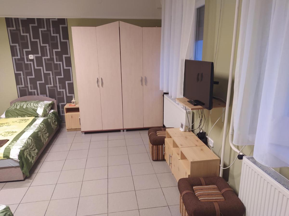 שולטוואדקרט Pingpong Apartman מראה חיצוני תמונה